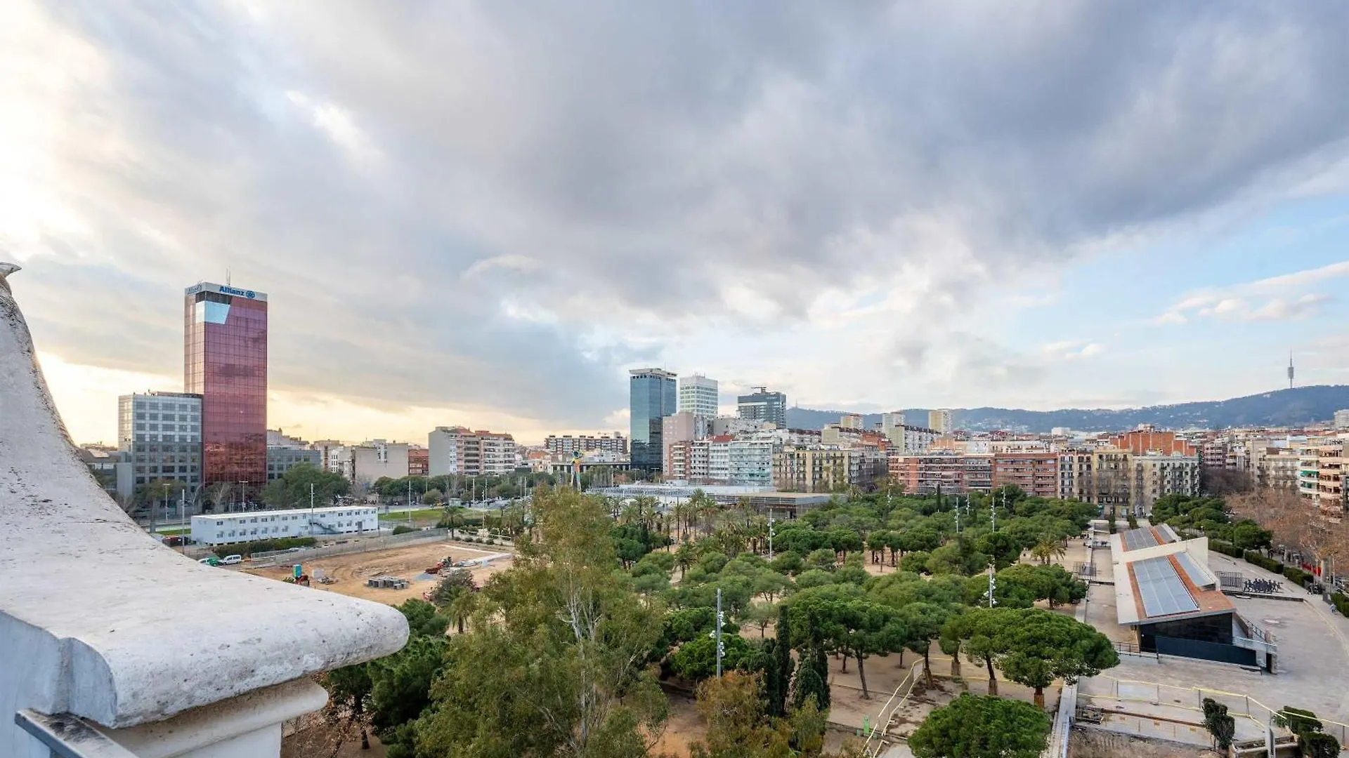 Apartment Amazing 3 Bedroom Penthouse In Plaza Espana Barcelona